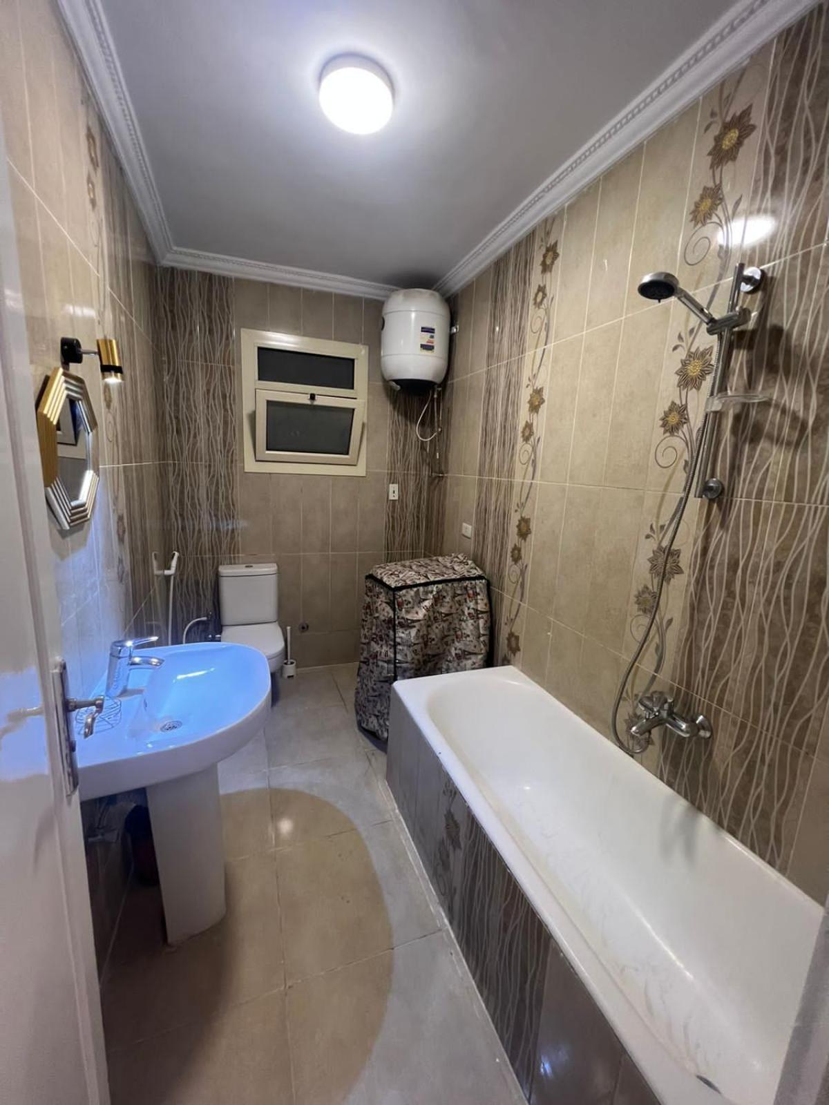 Cairo Apartment *