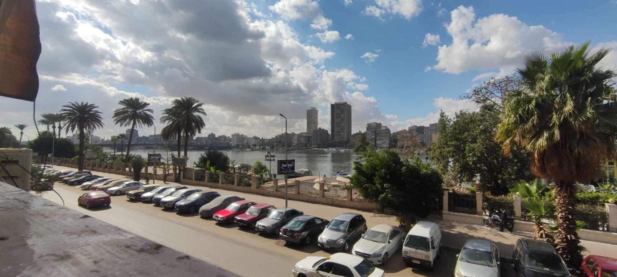 Cairo * Cairo